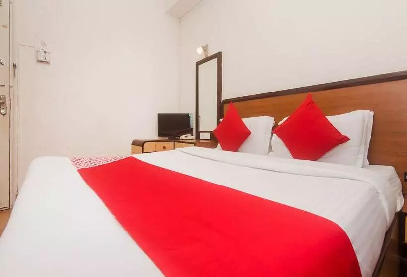 Fotos del hotel Oyo Rooms Chembur Monorail Station:  12