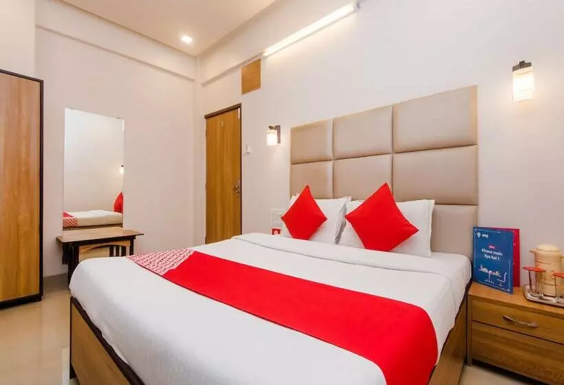 Fotos del hotel Oyo Rooms Chembur Monorail Station:  15