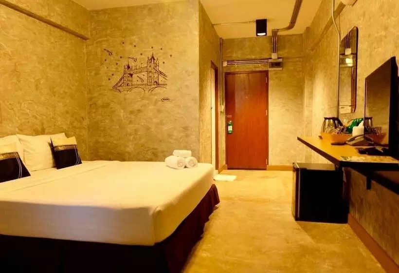 Fotos del hotel Happyland Mansion:  14