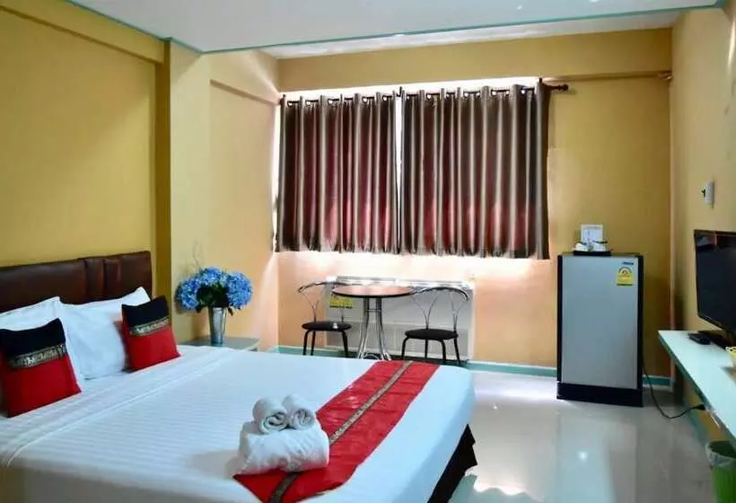 Fotos del hotel Happyland Mansion:  11