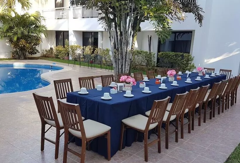 Fotos del hotel Holly:  12