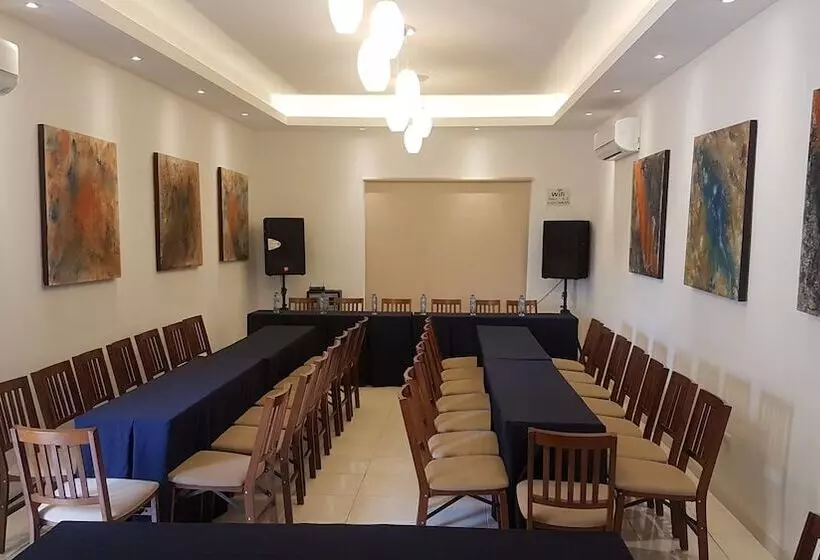 Fotos del hotel Holly:  11