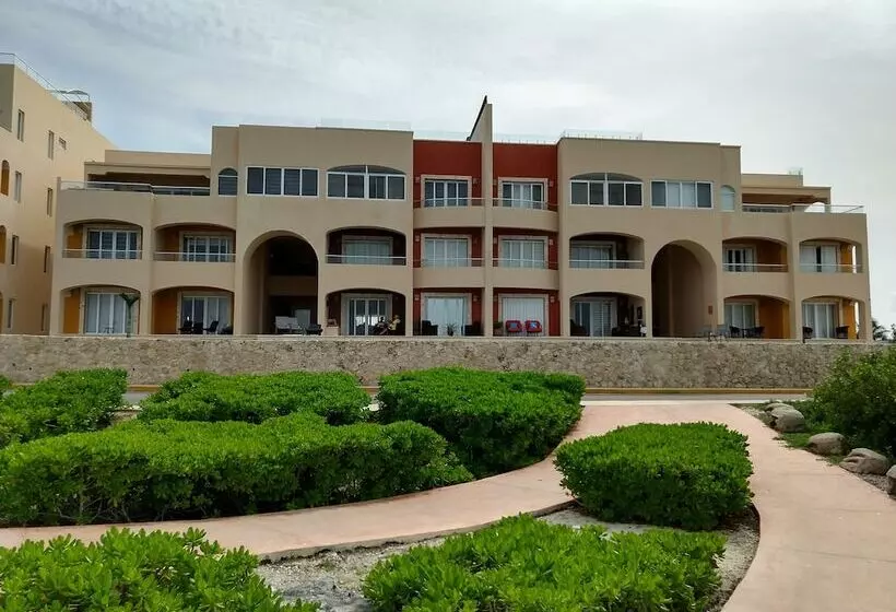 Fotos del hotel Isla 33 Resort & Villas:  14