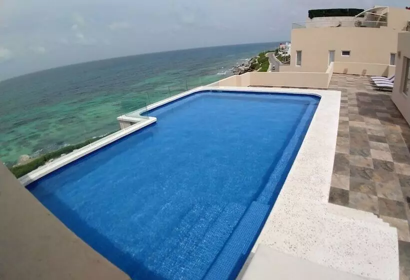 Fotos del hotel Isla 33 Resort & Villas:  3