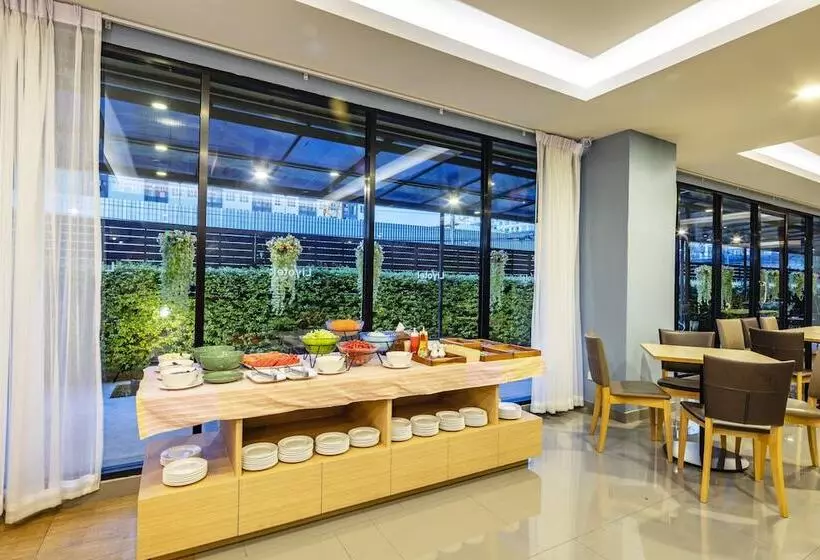 Fotos del hotel Livotel Hotel Kaset Nawamin Bangkok:  18