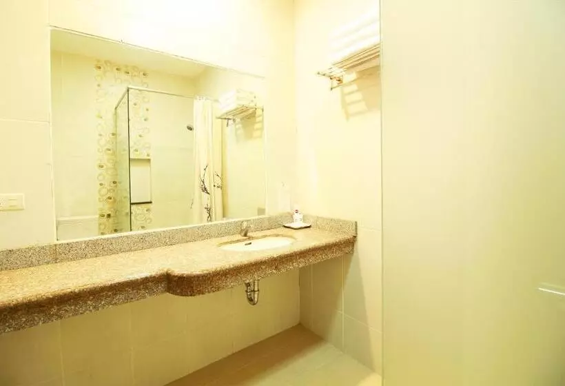 Fotos del hotel Collection O 10 Sweet Karina Bandung:  7