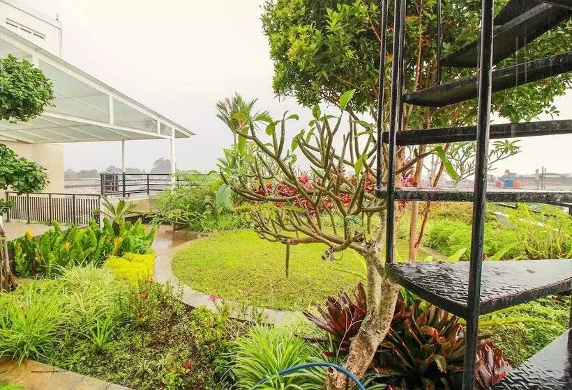 Fotos del hotel Collection O 10 Sweet Karina Bandung:  15