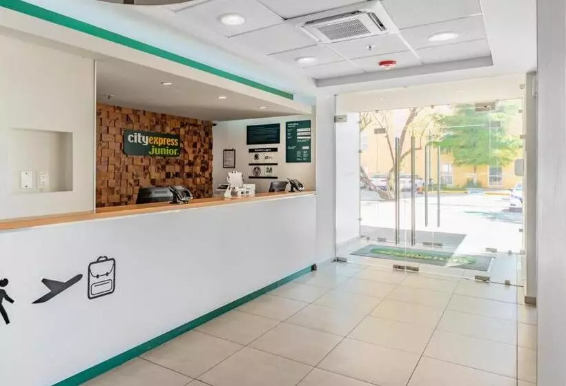 Fotos del hotel City Express Junior Villahermosa:  12