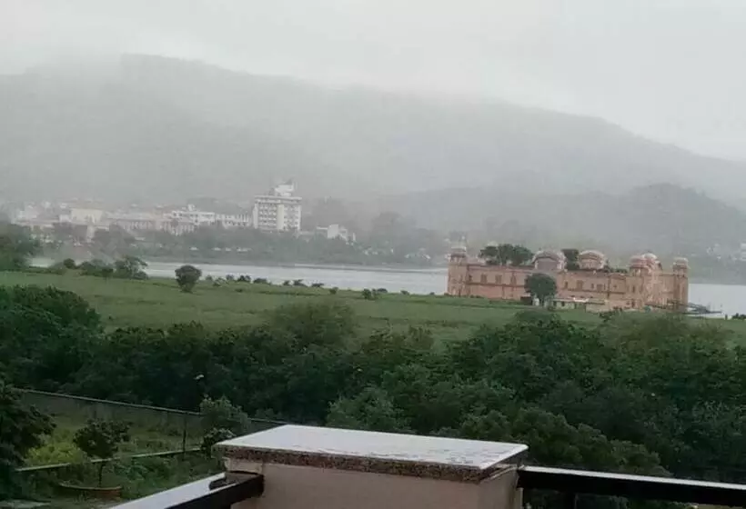 Fotos del hotel Royal View:  9