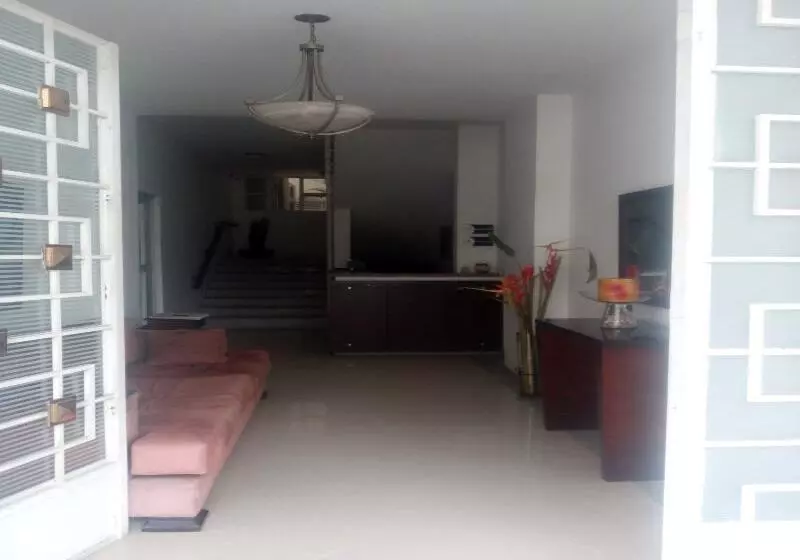 Fotos del hotel Cuarta Avenida:  5