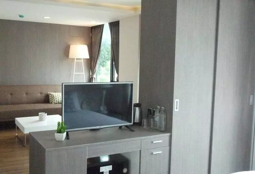 Fotos del hotel Fullrich Residence:  15