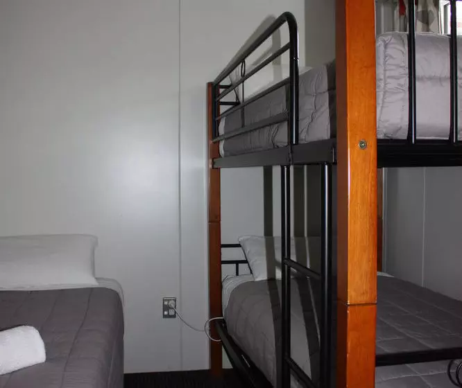 Fotos del hotel Queenstown Lakeview Holiday Park:  24