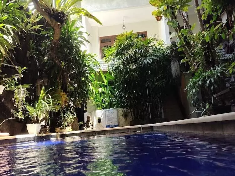 Sus Beach Cottages 1