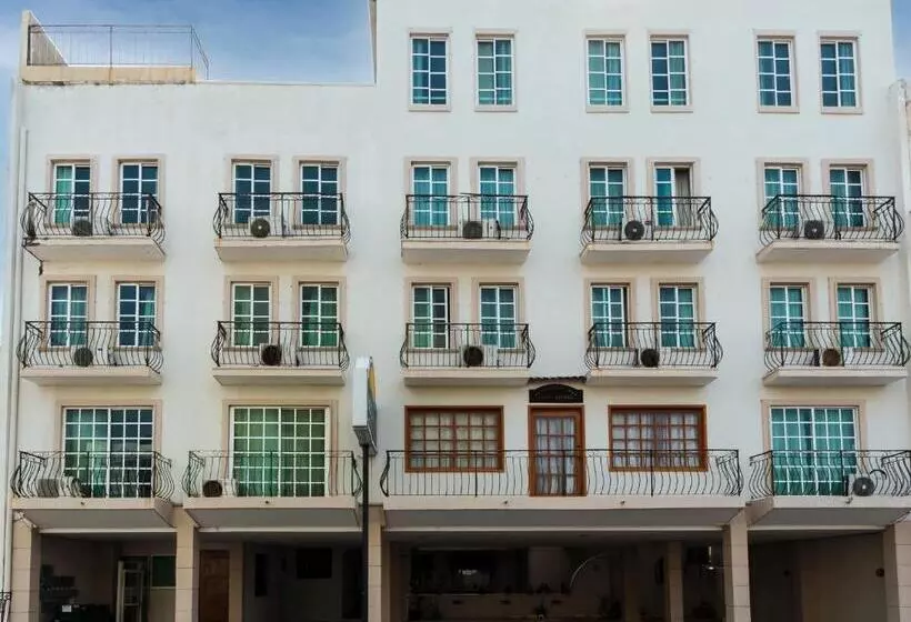 Fotos del hotel Capital O Boca Inn & Suites:  16