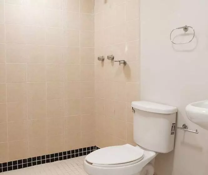 Fotos del hotel Capital O Boca Inn & Suites:  20