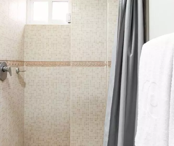 Fotos del hotel Capital O Boca Inn & Suites:  24