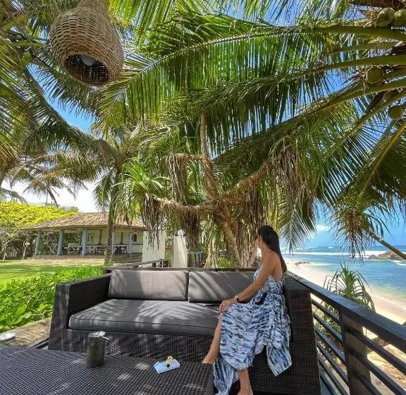 Fotos del hotel Elysium  Level 1 Safe & Secure:  18