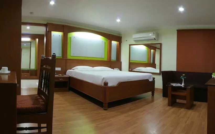 Fotos del hotel Rj Residency:  10