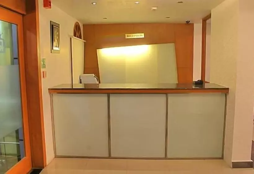 Fotos del hotel Rj Residency:  3