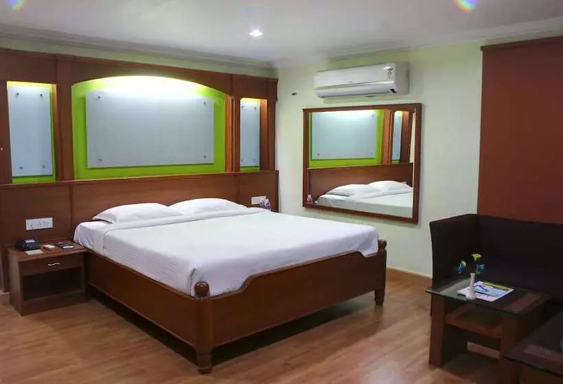 Fotos del hotel Rj Residency:  15