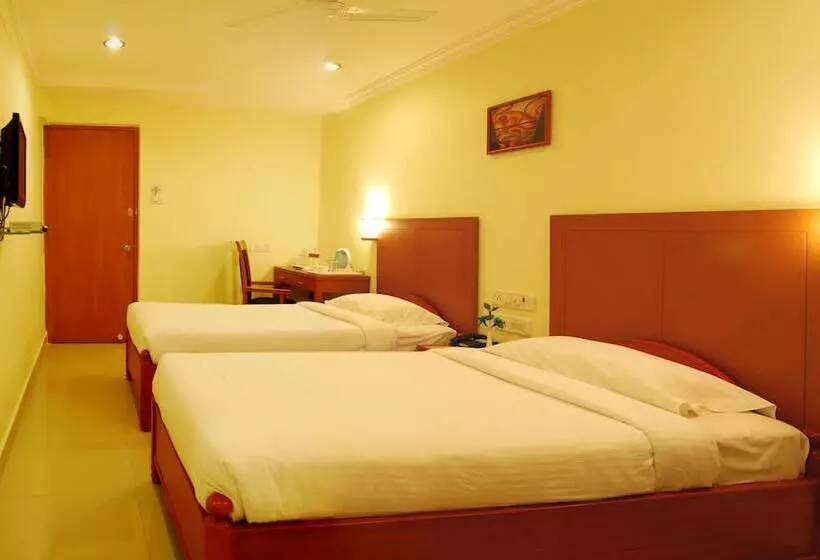 Fotos del hotel Rj Residency:  20