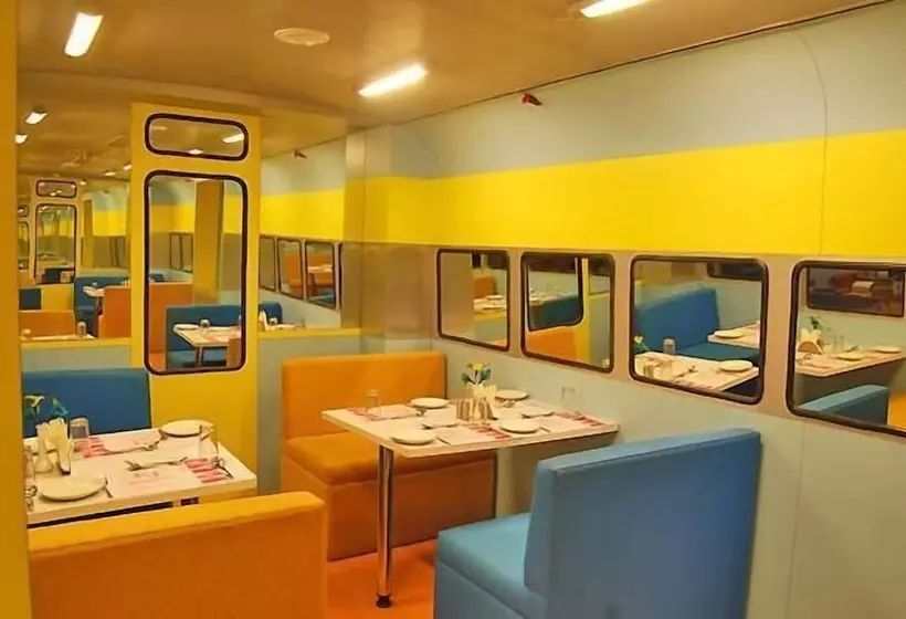 Fotos del hotel Rj Residency:  5