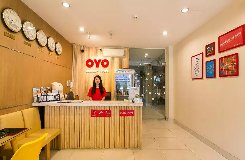 Fotos del hotel Holiday:  5