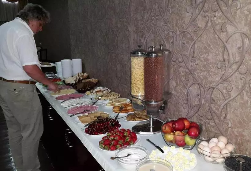 Fotos del hotel Diyora:  13