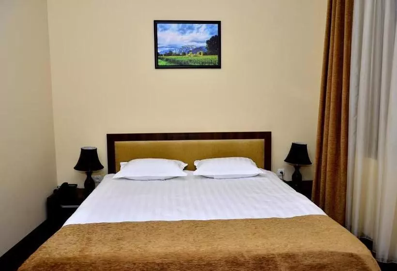 Fotos del hotel Diyora:  14