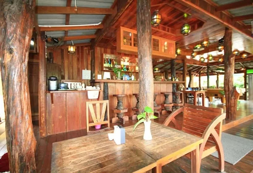 Fotos del hotel J. Holiday Inn:  14