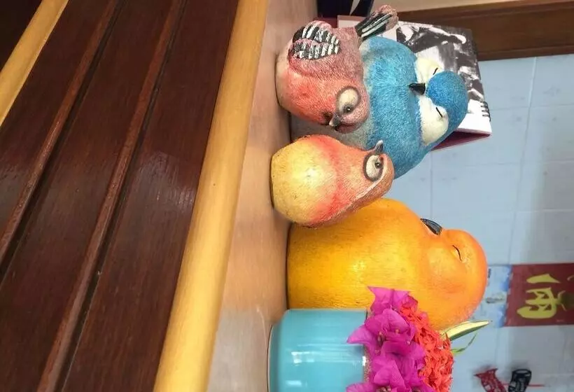 Fotos del hotel J. Holiday Inn:  20