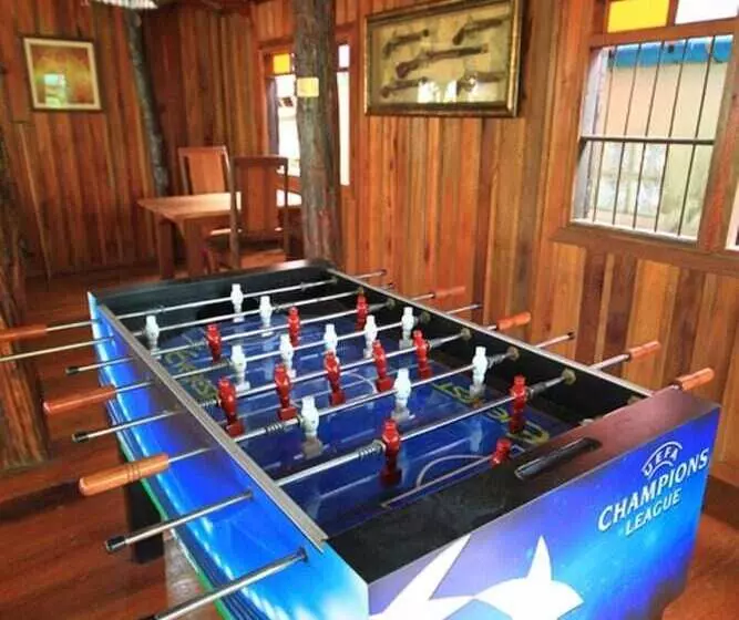 Fotos del hotel J. Holiday Inn:  4