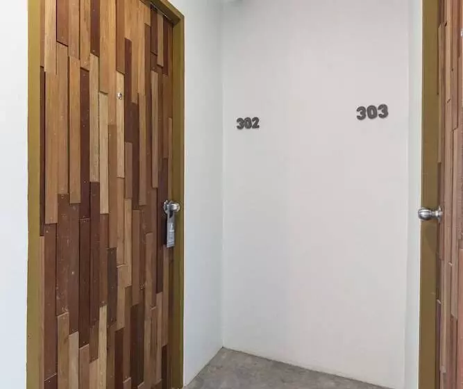 Fotos del hotel Small Shells  Phuket:  3