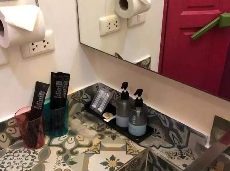 Fotos del hotel Small Shells  Phuket:  15