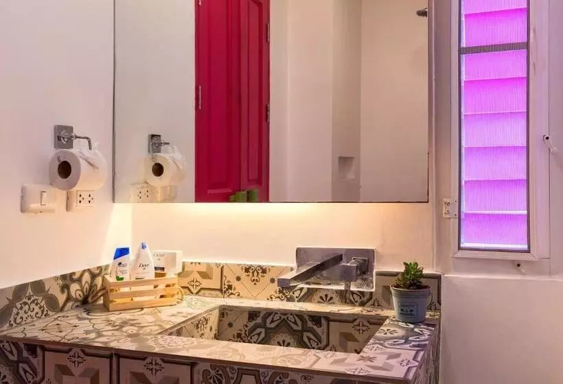 Fotos del hotel Small Shells  Phuket:  5