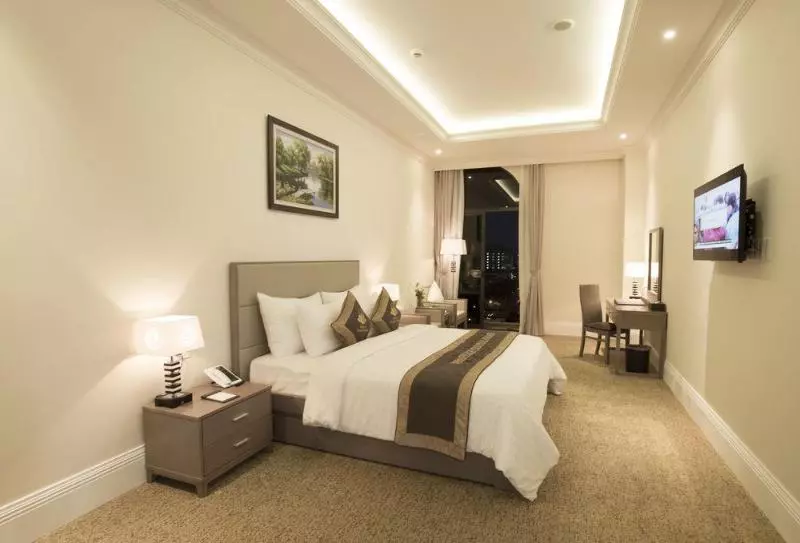 Fotos del hotel Merperle Crystal Palace:  10