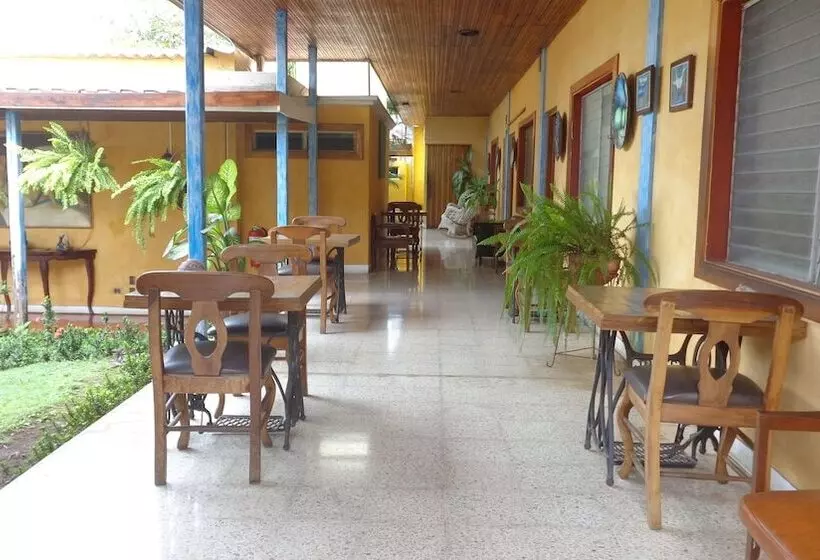 Fotos del hotel Villa Americana:  3