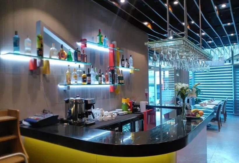 Fotos del hotel All Inn:  3