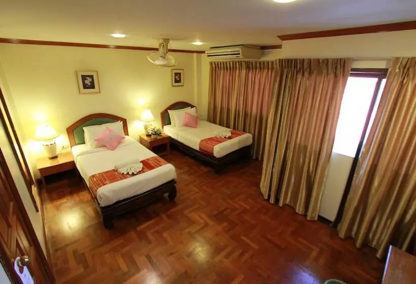 Fotos del hotel Hua Hin Golf Villa:  13