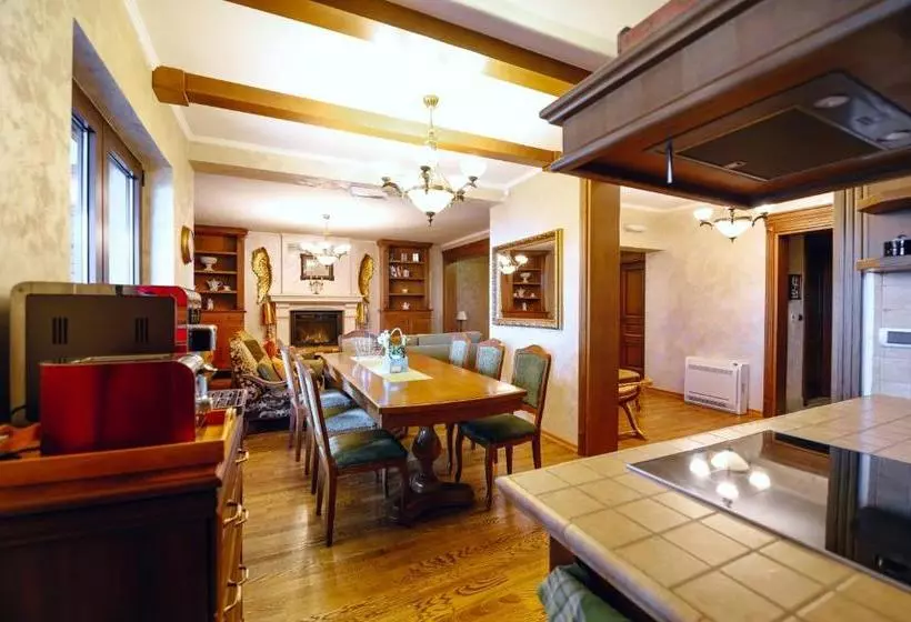 Fotos del hotel Villa Mirenza:  10