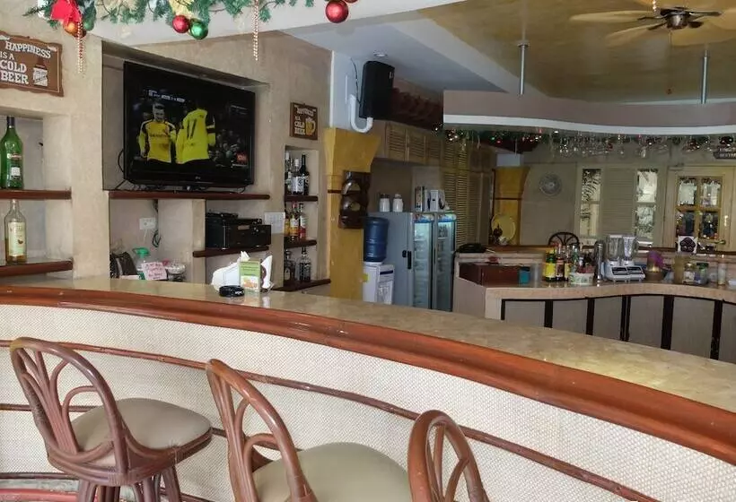 Fotos del hotel Pacific Breeze  And Resort:  9