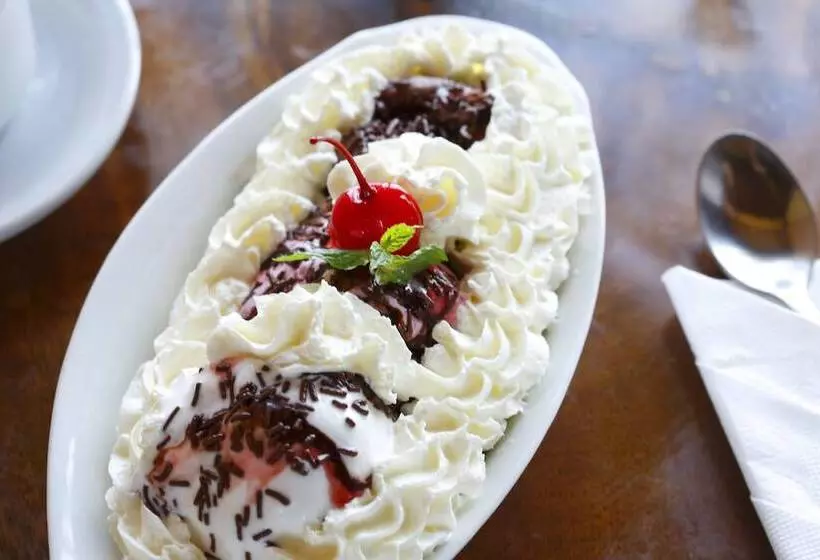 Fotos del hotel The Visala Boutique Suites Seminyak:  11