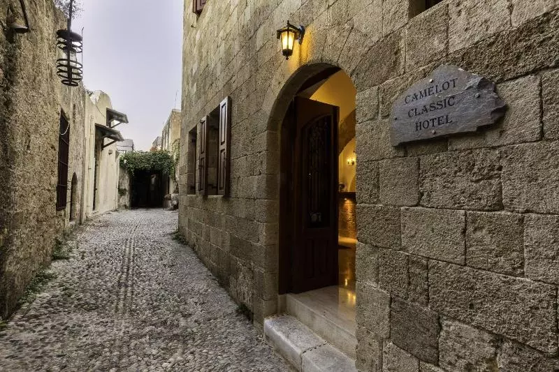 Fotos del hotel Camelot Traditional & Classic:  15