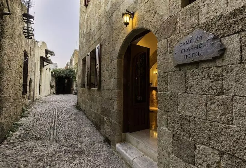 Fotos del hotel Camelot Traditional & Classic:  5