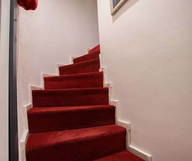 Fotos del hotel La Pazza Suites:  11