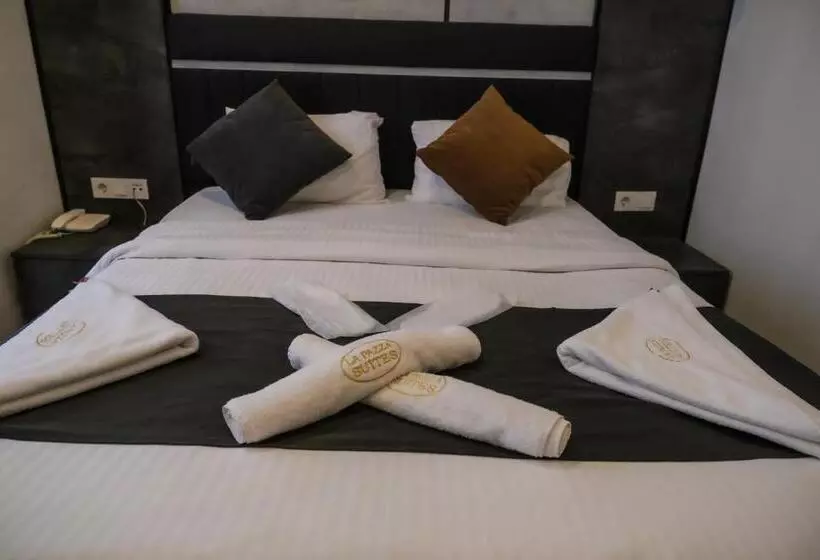 Fotos del hotel La Pazza Suites:  16