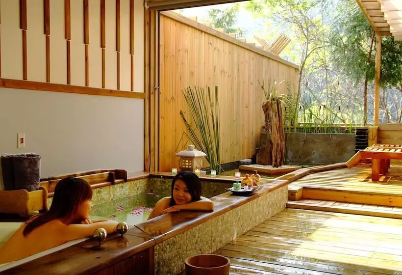 Fotos del hotel Grand Orchid Villa Resort:  17