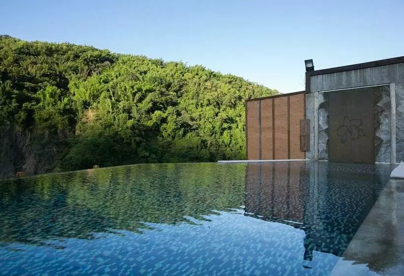 Fotos del hotel Grand Orchid Villa Resort:  2