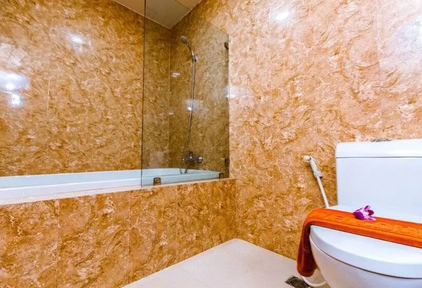 Fotos del hotel Phuket Airport Villa:  12