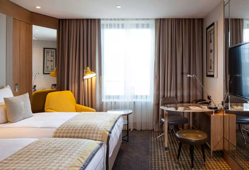 Fotos del hotel Titanic Chaussee Berlin:  10